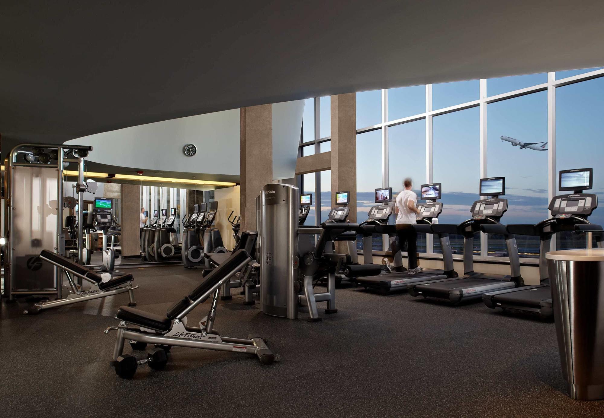 Marriott Montreal Airport In-Terminal Hotel Dorval Buitenkant foto
