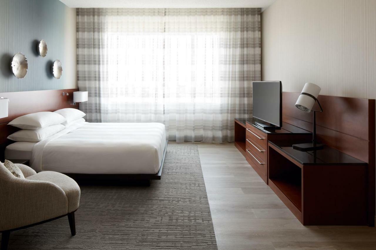 Marriott Montreal Airport In-Terminal Hotel Dorval Buitenkant foto